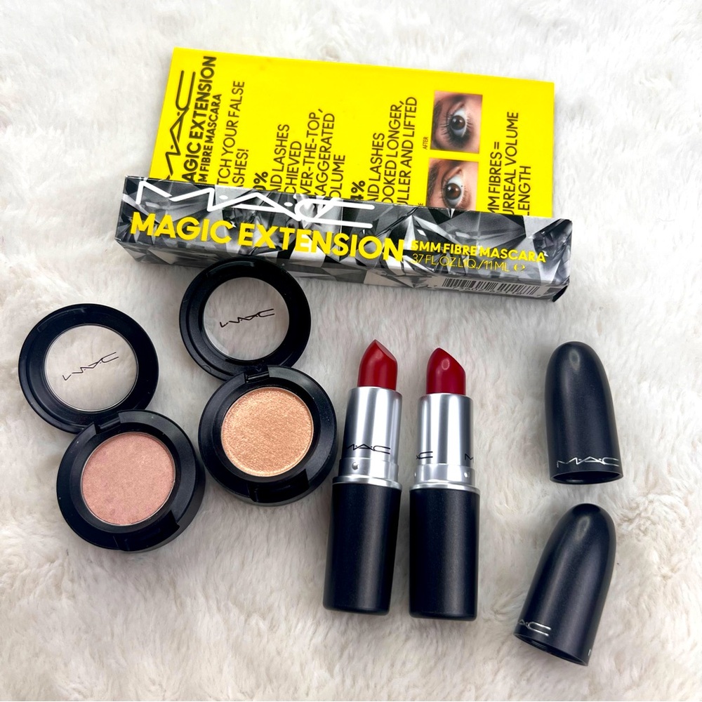 M.A.C Bundle- lipstick, eyeshadow, mascara